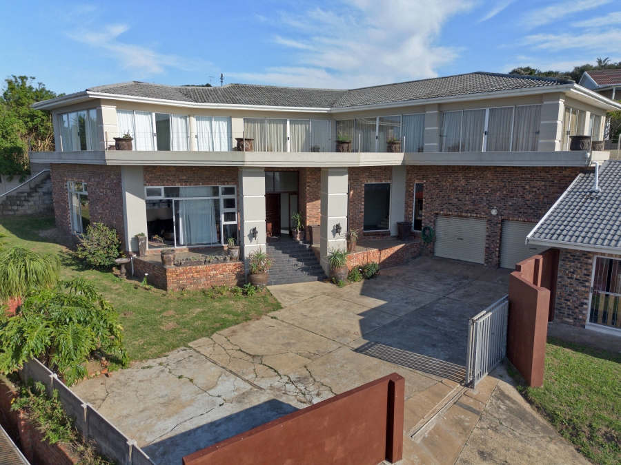 8 Bedroom Property for Sale in Winterstrand Eastern Cape